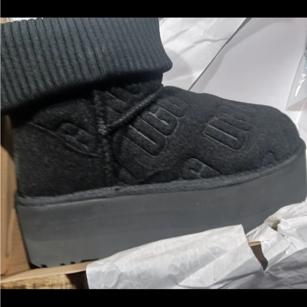 Womend Ugg Classic Mini Platform Felted Boot Sz 7 With Box